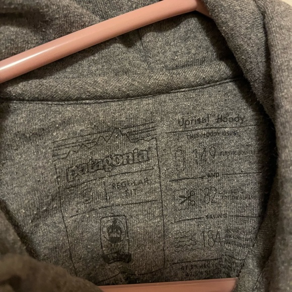 Patagonia hoodie - Picture 3 of 3